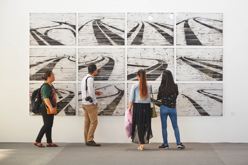 Keke Vilavelda. Tracks: landscape and artifice, 2015