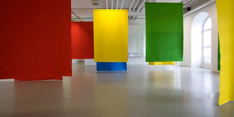 Mar Vicente. DIMENSIONEN DER MALEREI, 2011 Instalación en KKV. Fridericianum. Kassel.