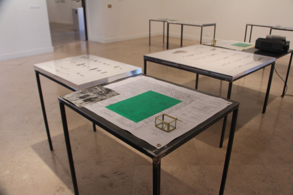 Miriam Isasi. Joyas con Memoria. Serie: Monumento (In)material, 2015