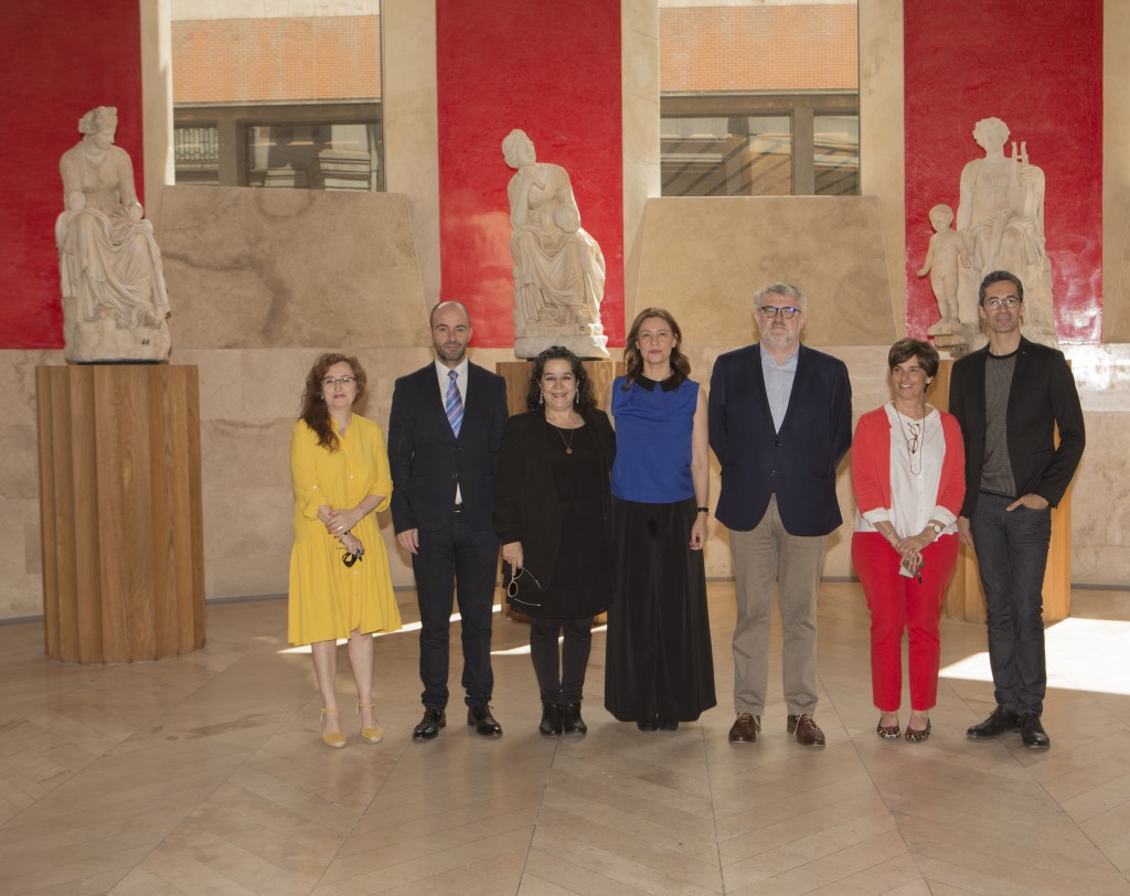 Ana Moreno, coordinadora general de Educación del Museo Nacional del Prado; Félix Alcaraz, Orquesta y Coros Nacionales de España; Helena Pimenta, Compañía Nacional de Teatro Clásico; Montserrat Iglesias, directora general del INAEM; Miguel Falomir, director del Museo Nacional del Prado; Marina Chinchilla, directora adjunta de Administración del Museo Nacional del Prado; y José Carlos Martínez, Compañía Nacional de Danza. Foto © Museo Nacional del Prado