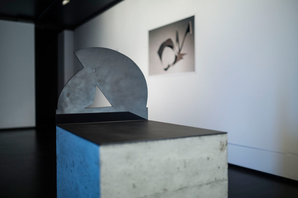 Asier Mendizabal. "Incurvar" en el Museo Oteiza