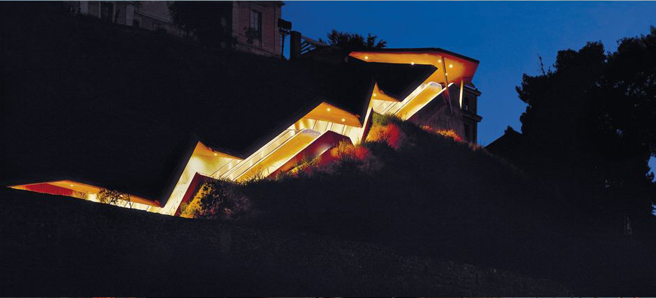 Martínez Lapeña y Torres Tur. Escaleras de la Granja, Toledo, 2000. Fotografía: David Cardelús.