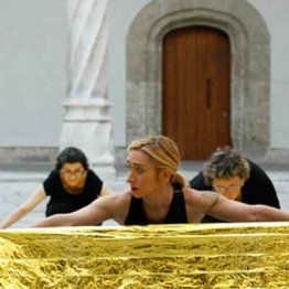 Ensayo del taller de danza «Museo, ¿bailas conmigo?», a cargo de la bailarina y coreógrafa Lola Eiffel