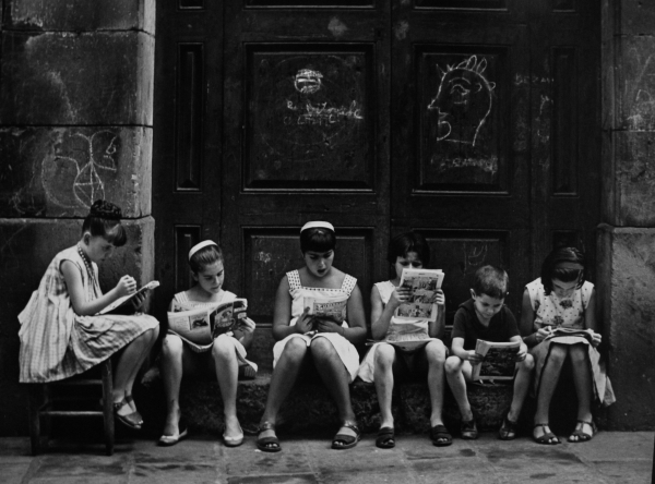 ©Eugeni Forcano. Pasión por la lectura, 1962