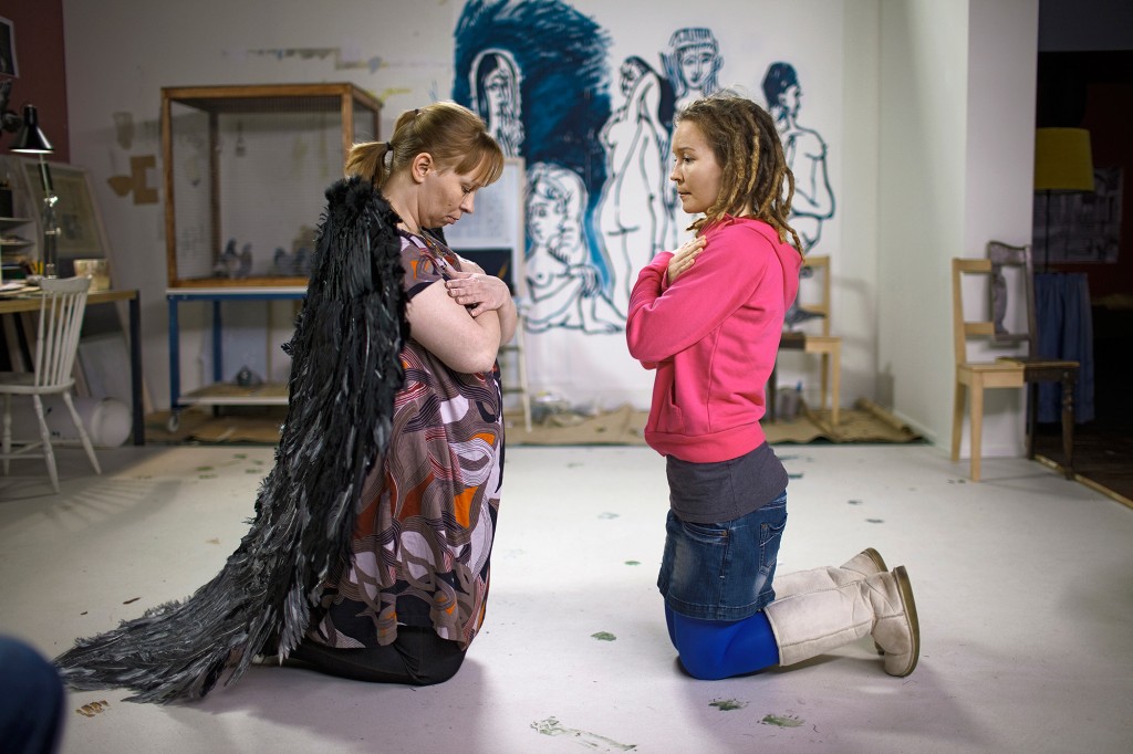 Eija-Liisa Ahtila. La Anunciación (The Annunciation - Marian Ilmestys), 2010
