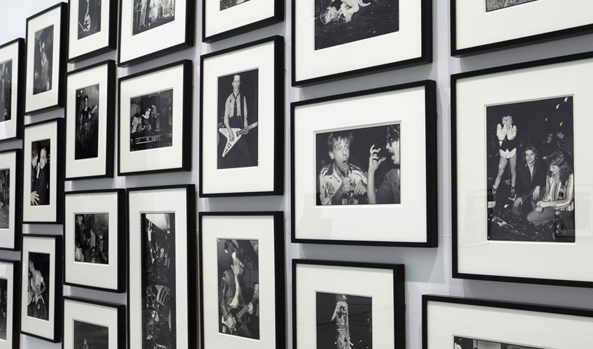 Bruce Conner. Todo es cierto. Vista de sala