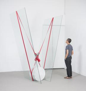 José Dávila. Joint effort, 2017