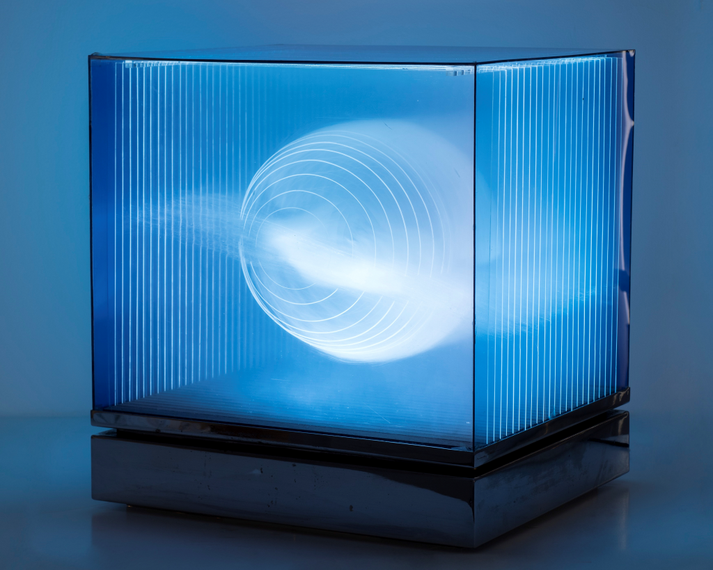 Diego Moya. Caja de luz