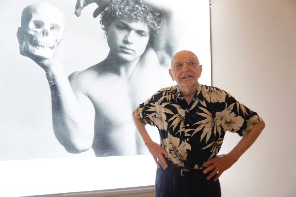 Duane Michals presenta su exposición en la sede de la Fundación MAPFRE en Barcelona