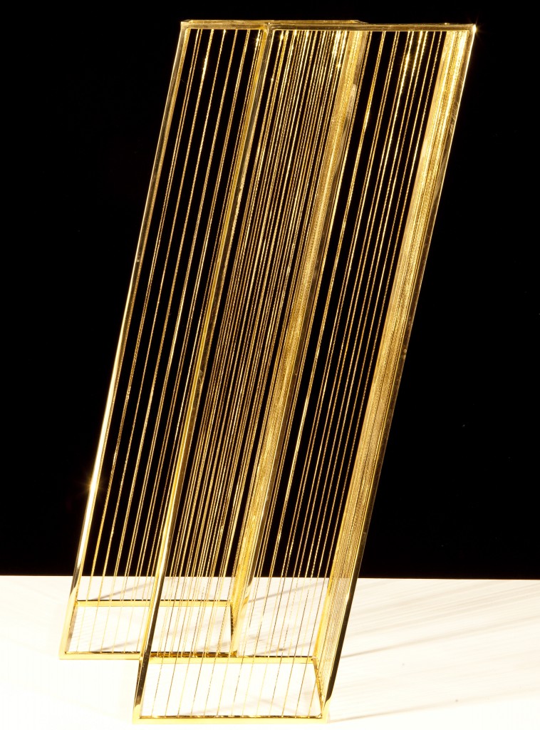 Lygia Pape, Ttéia 1C. Metálica 7, 2003