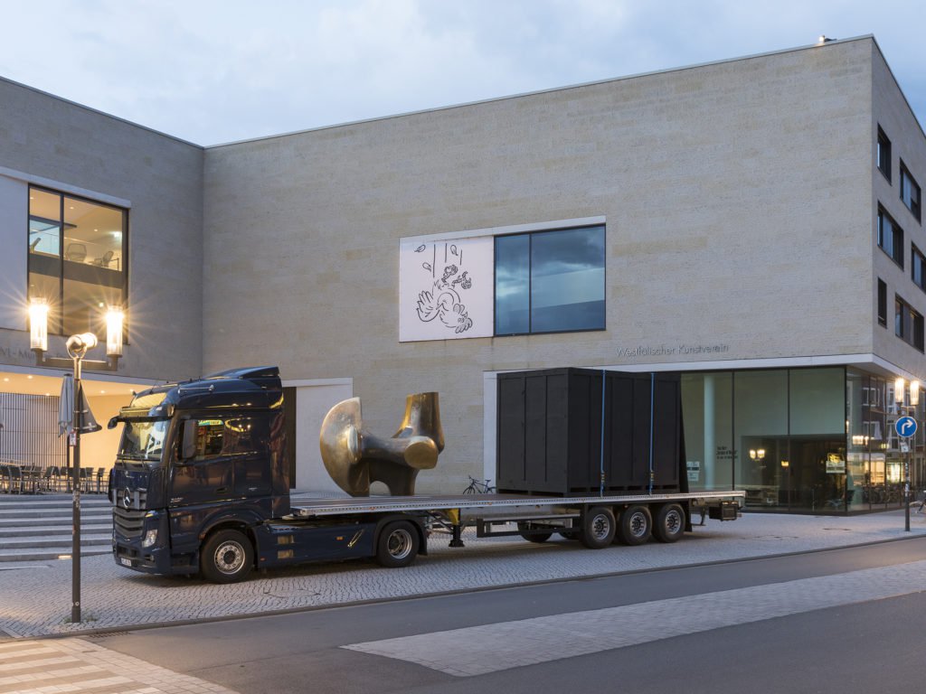Cosima von Bonin & Tom Burr. Benz Bonin Burr. Skulptur Projekte 2017