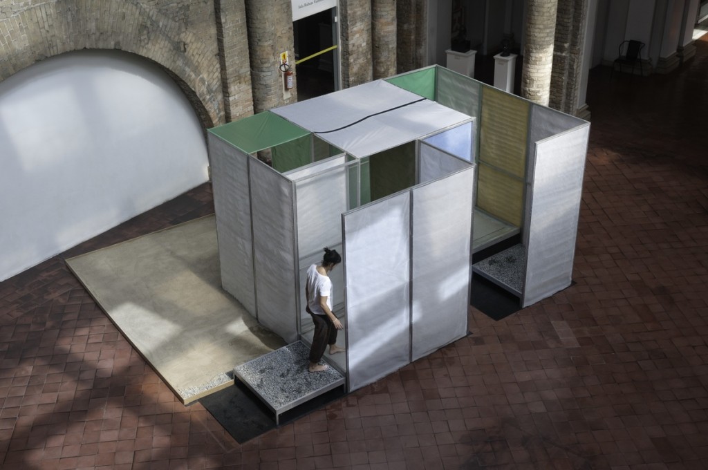 Hélio Oiticica. PN27 Penetrable, Rijanviera, 1979