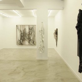 Vista de sala. Lucía Vallejo en la Galería Pilar Serra