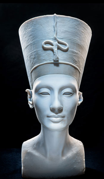 Nelles Al-Badri GbR, The other Nefertiti, 2016