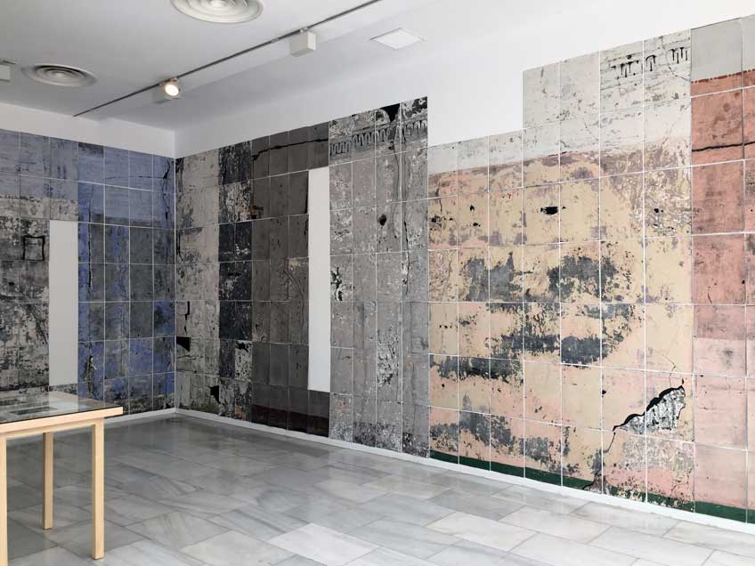 María Jesús González y Patricia Gómez. Casa Ena, 2016. 504 piezas de estampación por arranque (medidas variables)