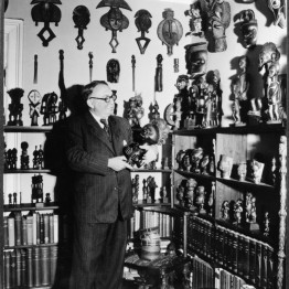 En torno a la idea de dispositivo. Undécima edición del curso Transformaciones. Arte y estética desde 1960, organizado por el CAAC