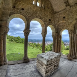 Santa María del Naranco. Planta superior