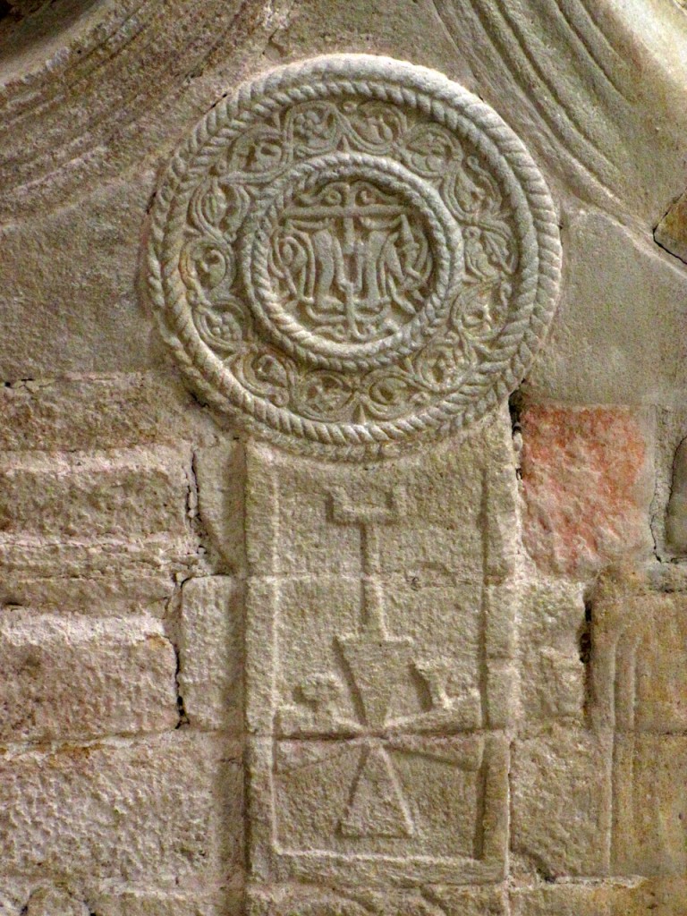 Santa María del Naranco. Decoración interior