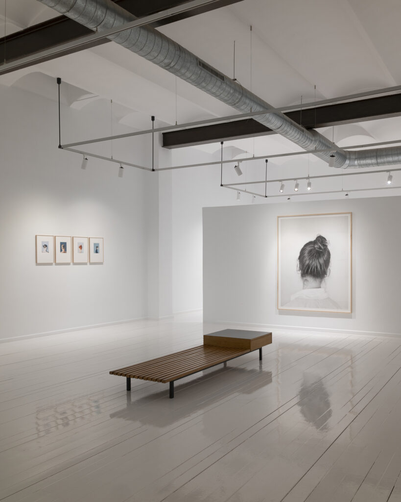 Iván Franco Fraga. Vista de la exposición One and three Polaroids. Alzueta Gallery, 2022