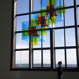David Magán. Progresión Cúbica II en la exposición Colours en el Hempel Glasmuseum de Dinamarca, en 2015