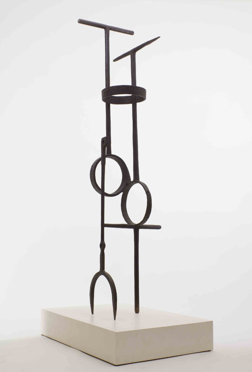 Eduardo Chillida. Oyarak I. 1954. Cortesía de la Sucesión Eduardo Chillida y Hauser & Wirth. © Zabalaga Leku, VEGAP, Valladolid, 2025