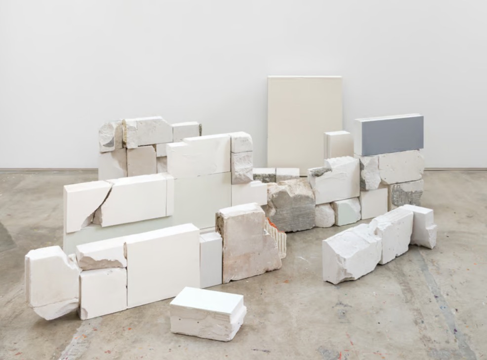 Fernanda Fragateiro. Abrir janelas à pedrada. Museu Serralves