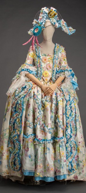 Intersecciones. Museo del Traje. CIPE