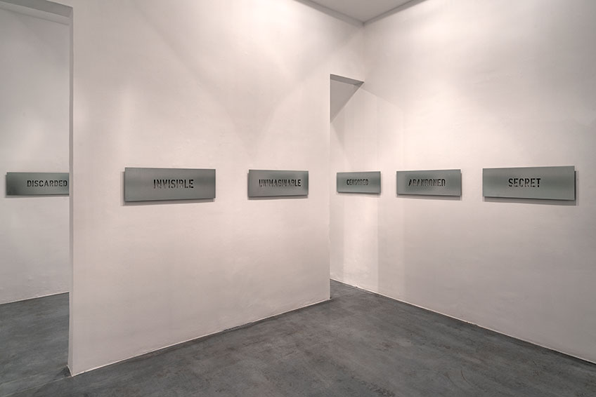 Palabras vacías. Ignasi Aballí en la galería Elba Benítez, Madrid, hasta junio 2020