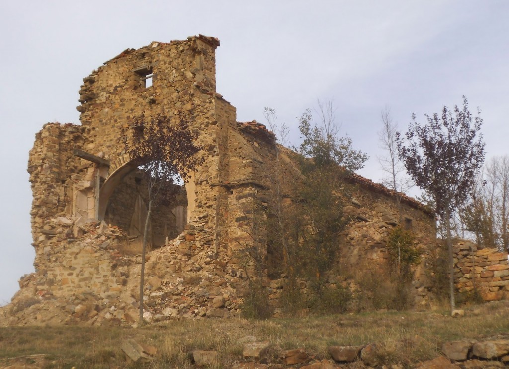 Iglesia abandonada de Sarnago, Soria
