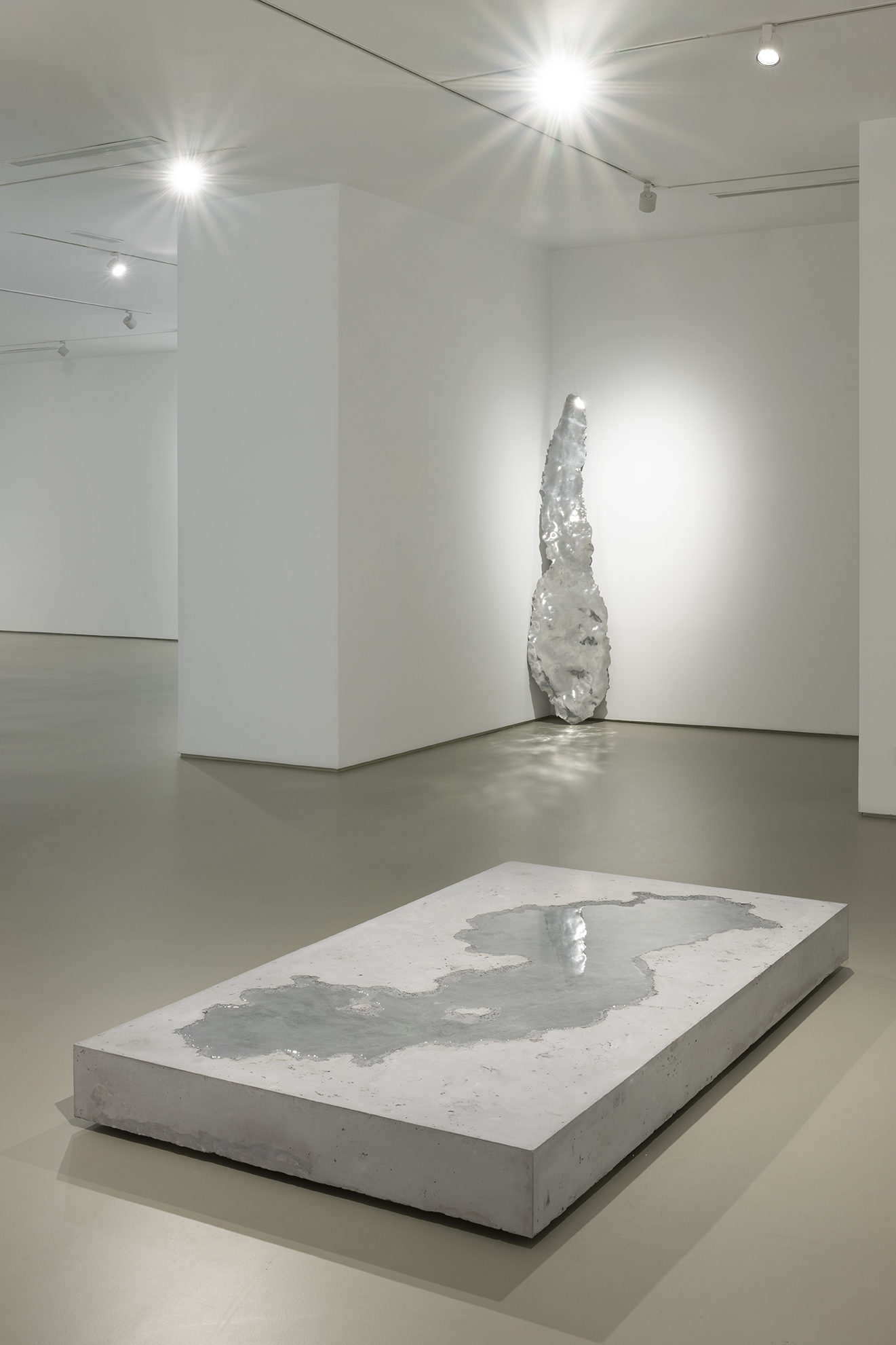 A Kassen. Twenty minutes past two. Maisterravalbuena