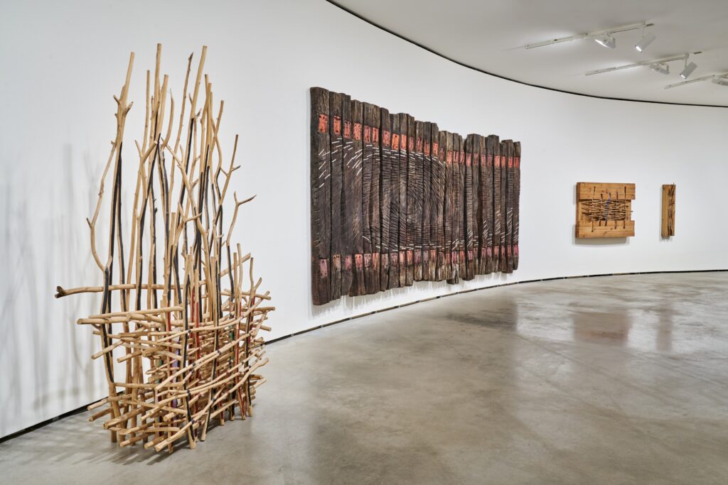 Agustín Ibarrola. Sin título. Herederos de Agustín Ibarrola. Cortesía Galería José de la Mano © Agustín Ibarrola, VEGAP, Bilbao 2025