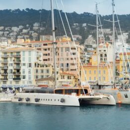 El barco de Art Explora atraca en Barcelona e Ibiza