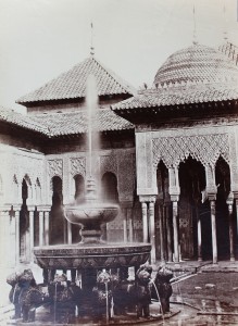 Charles Clifford. La Alhambra, Patio de los Leones, 1862