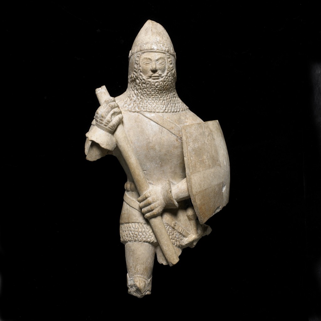 Estatuilla de un caballero, 1375-1425. Inglaterra. Piedra© The Trustees of The British Museum (2016)