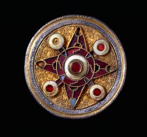 Broche de Wingham, 575-625. © The Trustees of The British Museum (2016).