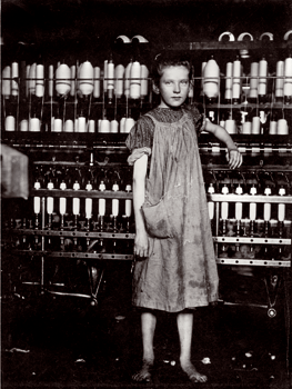 Lewis Hine. Hilandera en una fábrica de Nueva Inglaterra, 1913. ©Colección George Eastman House, 2012