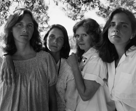 Nicholas Nixon. The Brown sisters, 1985. Avance de las exposiciones en Fundación MAPFRE: Nixon, Zuloaga y Rodin