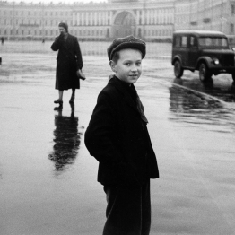 Duane Michals. Retrato de un niño en Leningrado