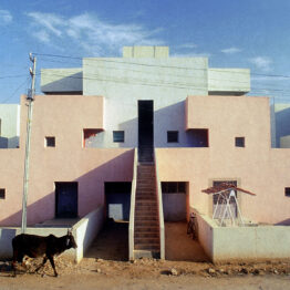 Balkrishna Doshi, arquitectura de proximidad