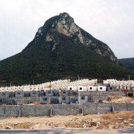Alejandro Cartagena. Proyectos: 2005–2026. Conversación entre el fotógrafo y Arianna Rinaldo en KBr Fundación Mapfre