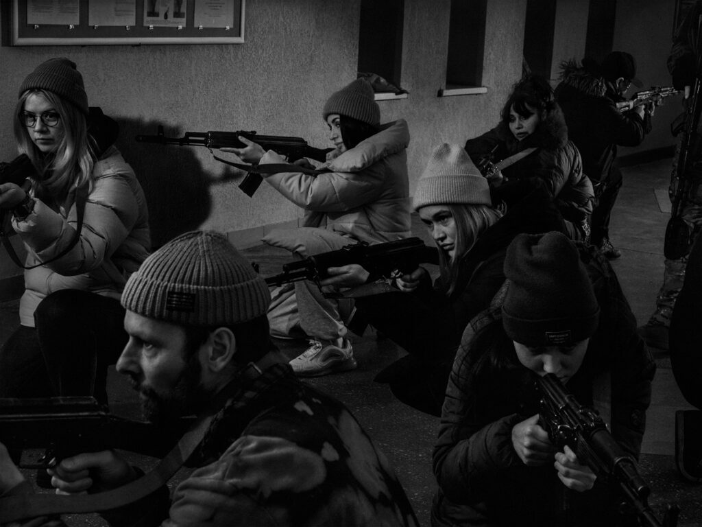 Alex Majoli. La vida es un escenario, el fotoperiodismo su guion. KBr Fundación MAPFRE