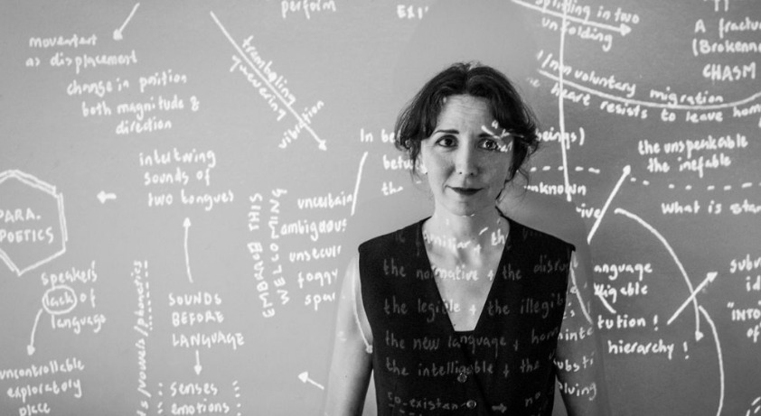 El pasado (no) es prólogo. Lectura performativa del libro de artista con Shirin Salehi. Fundación Amigos del Museo Nacional Centro de Arte Reina Sofía