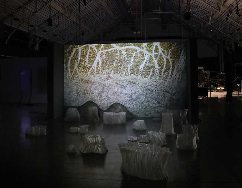 Justine Emard, Hyperphantasia, des origines de l’image, 2022 © Justine Emard / Adagp, Paris - Le Fresnoy, Studio national des arts contemporains, photographie : Quentin Chevrier - Grand Palais immersif