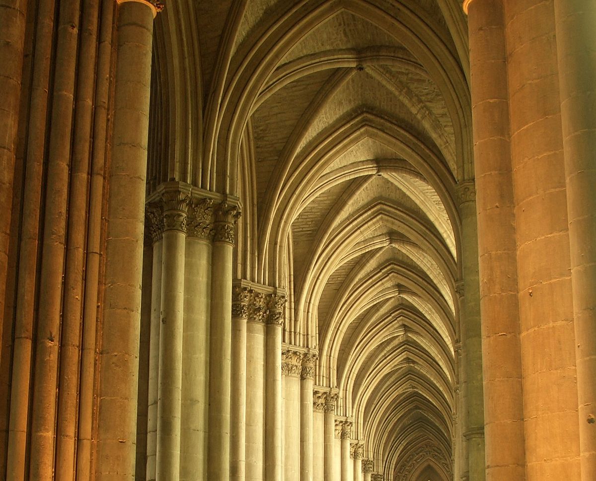 Bóveda de cruceria de la catedral de Reims, s. XIII