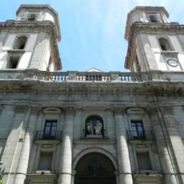 Iglesia de San Isidro. Portada