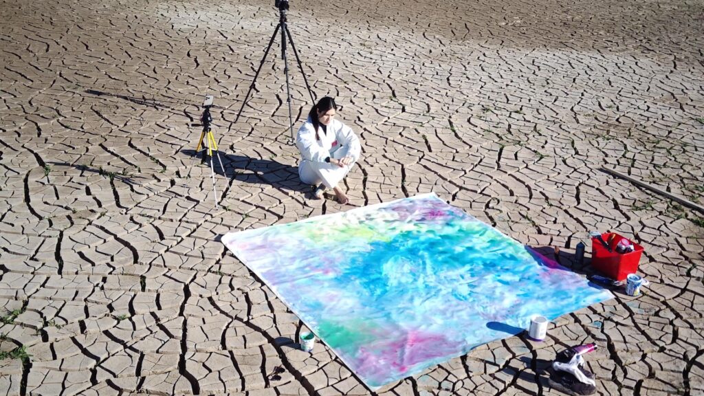 Gemma Alpuente trabajando tras la DANA