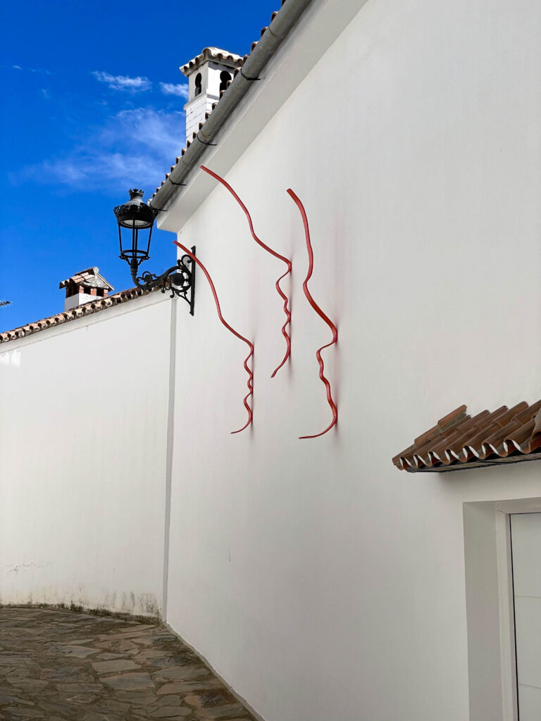 Hodei herreros. De cara a la pared. Encuentros de Arte 2024 Genalguacil Pueblo Museo, 2024