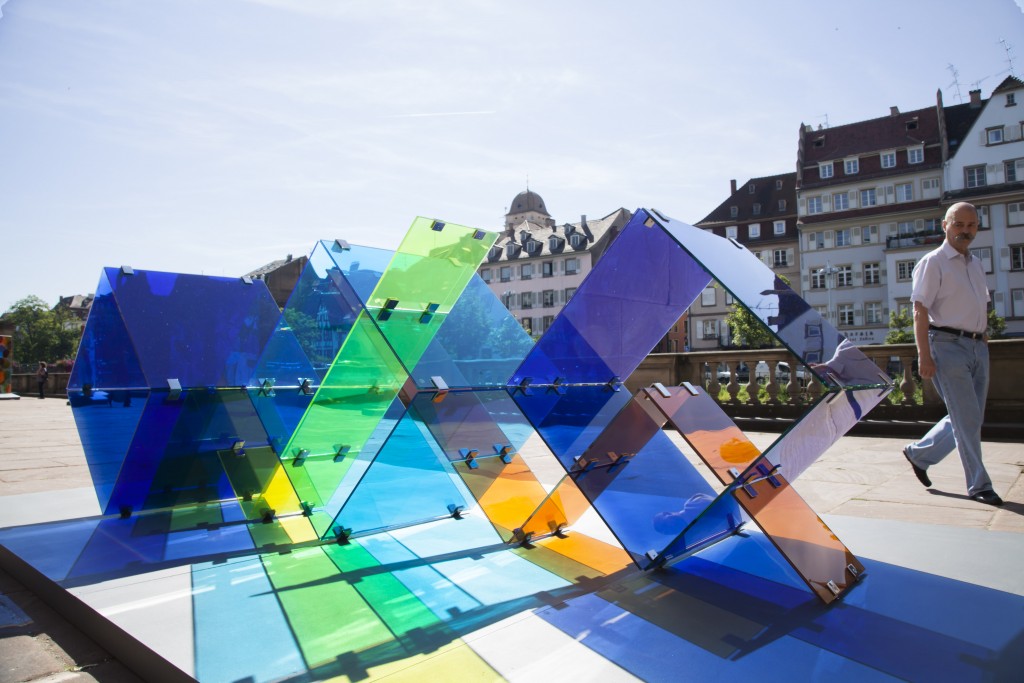 David Magán. Progresión V en Glass & Architecture, Biennale du Verre organizado por la ESGAA. Estrasburgo, 2015