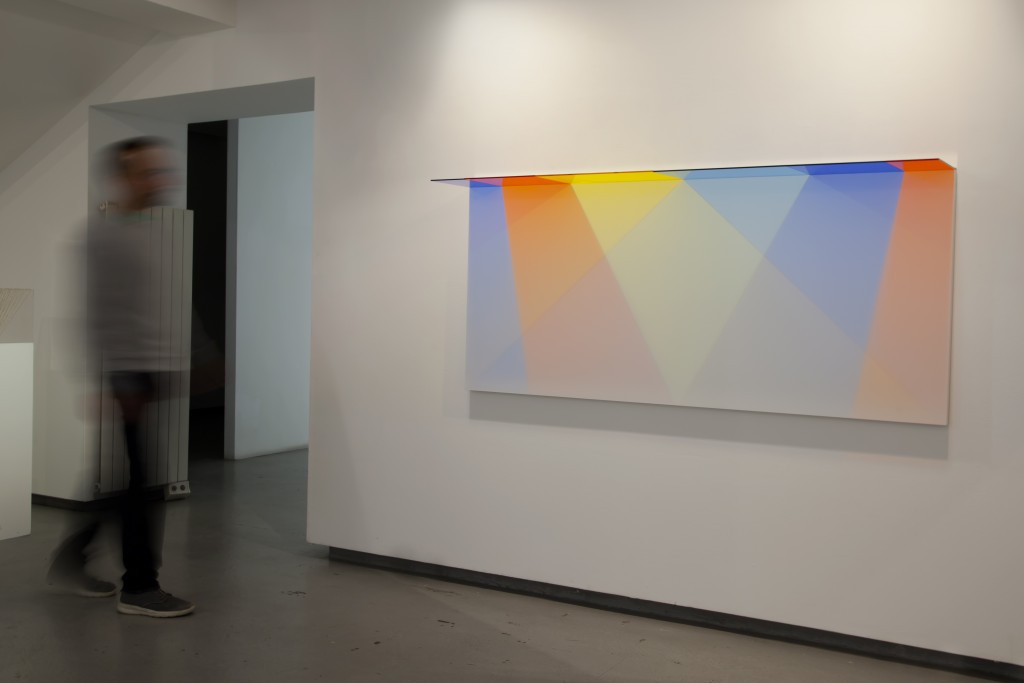 David Magán. Binaria V en la exposición Transparencia, en la Galería Denise René de París en 2016