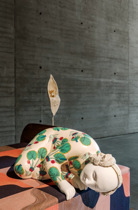 Raquel Algaba. Emerger de una flor no ofrece mejores vistas (detalle), 2025